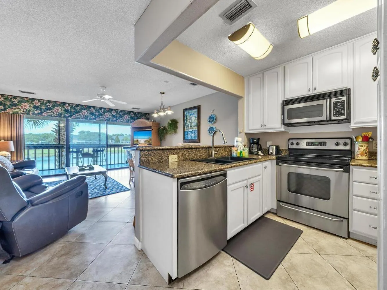 Lakefront 227D Destin Holiday home